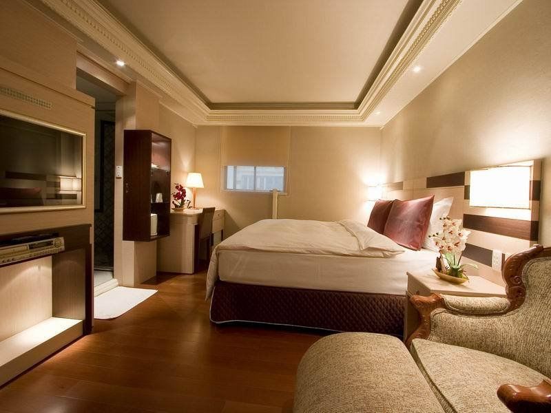 Charming Castle Hotel Taipei Esterno foto